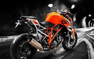 “Quái thú” KTM 1290 Super Duke R có giá rẻ hơn dự kiến