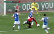 Ashley Young lại đóng kịch kiếm penalty?