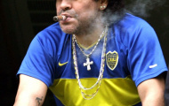 Maradona viết sách