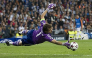 'Thánh' Iker Casillas tính noi gương 'Chúa nhẫn' Raul sang... Schalke 04