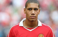 Tiếp bước Rooney, Smalling 'dìm hàng' Arsenal