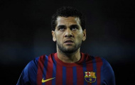 Dani Alves không muốn giải nghệ ở Barcelona