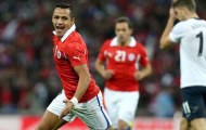 Alexis Sanchez tỏa sáng trước Anh: Barca không cần thêm số 9