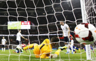 “Tam sư” hết lấp lánh: Thất bại tại… Rooney