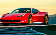 Một Ferrari 458 Italia nhiều màu sắc hơn
