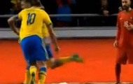 Video play-off World Cup: Pha đá phạt đẳng cấp của Ibrahimovic nâng tỷ số lên thành 2-1 cho Thụy Điển vs Bồ Đào Nha
