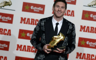 Messi khoe Giày vàng châu Âu bên bộ cánh hoa hoét
