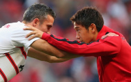 Tiết lộ lý do Van Persie và Kagawa vắng mặt