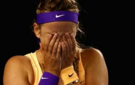 Video: Vô địch Úc mở rộng, Azarenka khóc như mưa