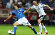 5 điều Mesut Oezil đã làm tốt hơn Pirlo