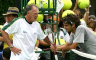HLV cũ của Federer 'mồi chài' Bernard Tomic