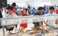 Xì căng đan SEA Games - Kỳ 6: Ăn xong là... đau bụng