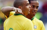 Video: Ronaldo và Ronaldinho những ông vua xỏ háng đối thủ
