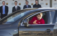 Messi và Neymar được tặng siêu xe