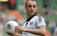 Liverpool và Arsenal cầu viện Berbatov