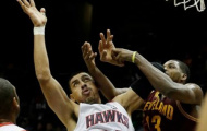 Atlanta Hawks hủy diệt Cleveland Cavaliers trên sân nhà