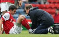 Van Persie liên tiếp dính chấn thương: Liệu cơn ác mộng có trở lại?