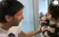 Video: Fan nhí người Ấn Độ bật khóc khi được gặp gỡ Lionel Messi