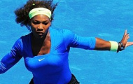 Video: Cú thuận chéo sân đẳng cấp của Serena Williams