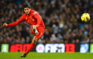 Luis Suarez nhận giải “Cầu thủ của năm” do NHM bình chọn: Từ “số không” thành “người hùng”