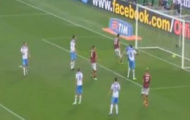 Video: Tận dụng sai lầm của thủ môn, Destro (Roma) ghi bàn thứ 3 trong 3 trận liên tiếp