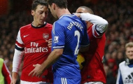 Những pha 'chém đinh chặt sắt' trận Arsenal - Chelsea