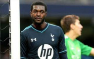 Carragher tin Adebayor sẽ sớm trở lại ghế dự bị