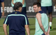 Valdes trở lại, Messi hẹn ngày tái xuất