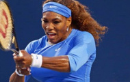 Video: Cú bỏ nhỏ ngẫu hứng của Serena Williams