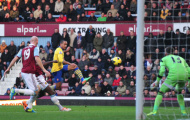 Người hùng Walcott vui mừng khi Arsenal lại 'lên đỉnh'