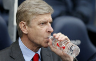 Cơn đau đầu dễ chịu của giáo sư Wenger