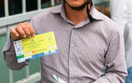 'Phe vé' xuất hiện trong ngày đầu bán vé xem U19 Việt Nam thi đấu