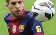 Video: Jordi Alba ôm mặt đau đớn khi bị xoa đầu sau pha xoa đầu nhẹ của đối thủ