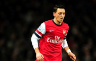 Lý do Oezil bỗng dưng “mất tích” ở trận gặp Newcastle