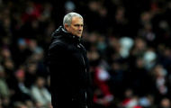 Mourinho chỉ trích Suarez