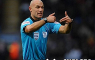 Howard Webb bị “ném đá” dữ dội, cho là fan Chelsea