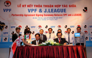 Câu truyện bóng đá V-League và J-League
