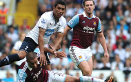Paulinho dính chấn thương mắt cá