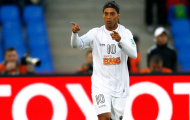 Besiktas tiếp xúc mua Ronaldinho