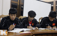 Vào 'nhà' bầu Đức, xem U19 “luyện công” (Kỳ 4): Không chỉ đá bóng hay mà học cũng giỏi