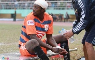 Cầu thủ Ninh Bình chấn thương đầu vẫn chiến đấu vì Siêu Cup