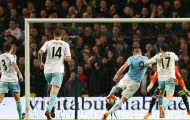 Man City: Vẻ đẹp của 'quái vật' Negredo