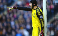 Petr Cech thiết lập kỷ lục mới