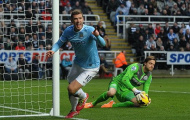 Newcastle 0-2 Man City: Man xanh tạm chiếm ngôi đầu