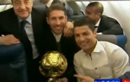 Video: CR7 chia vui cùng đồng đội Real trên máy bay