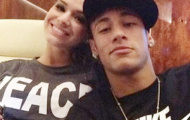 Bạn gái Neymar phủ nhận tin chia tay