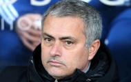 Cổ động viên Arsenal chơi xỏ Jose Mourinho