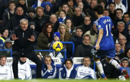 Mourinho chưa từng thua Man Utd trên sân nhà