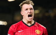 Phil Jones bất ngờ ra sân từ đầu trong trận đại chiến với Chelsea