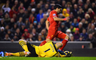 Suarez trở thành đề tài tranh cãi